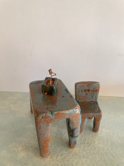 Mini Table et chaise en céramique
