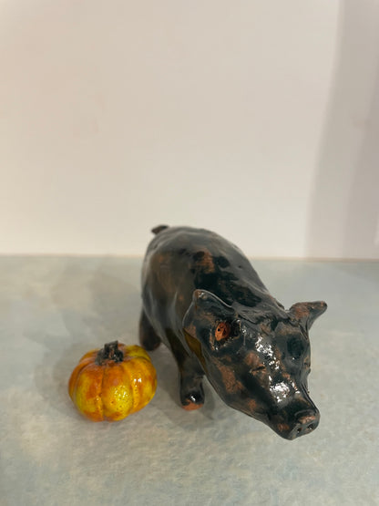 Petit cochon et citrouille en céramique