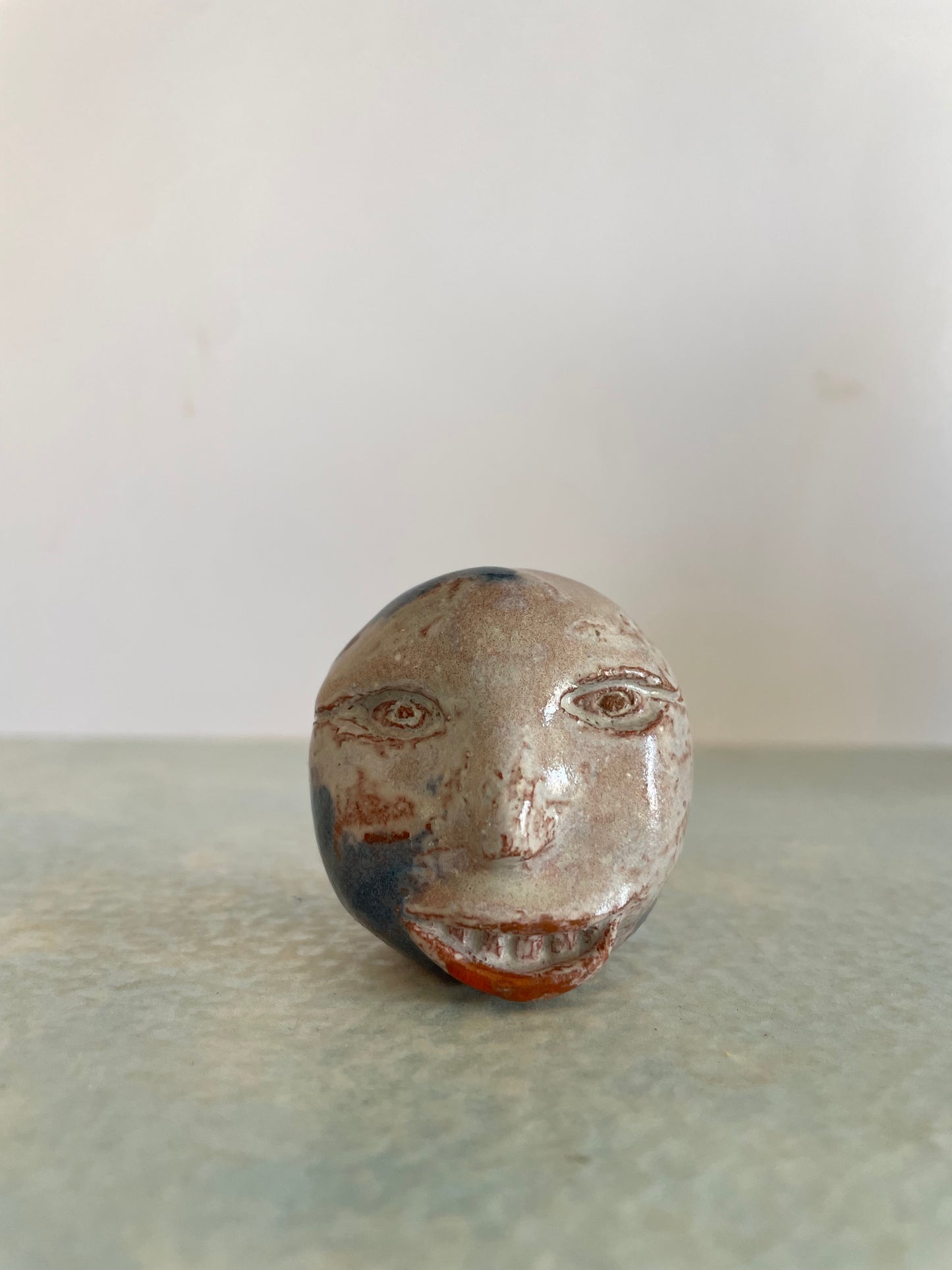 Le sourire naïf